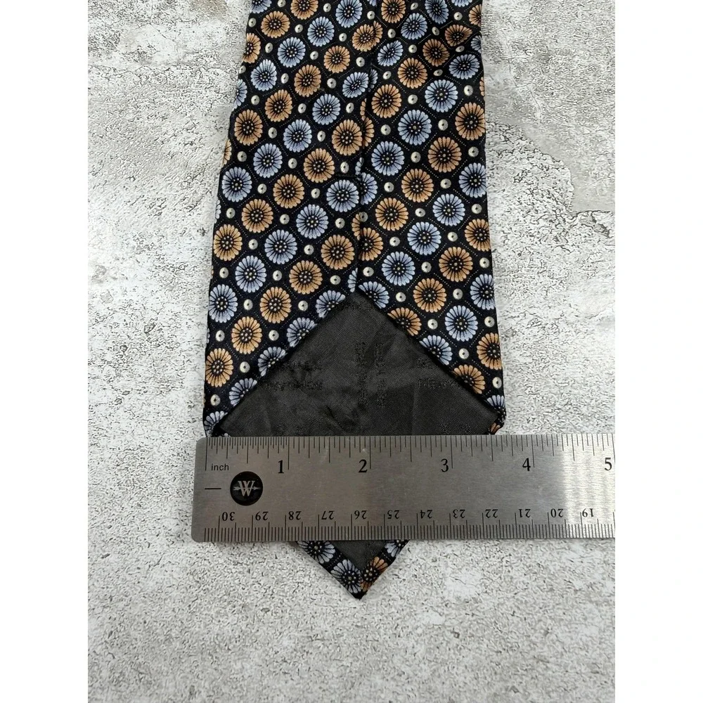 Bergamo New York Tie Mens One Size Black Pointed Floral Jacquard 100% Silk